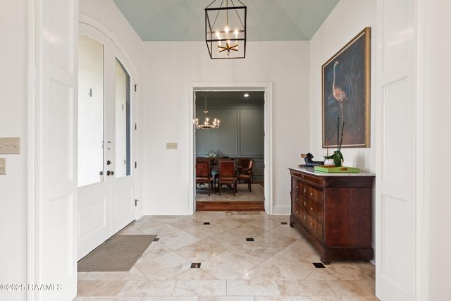100 Emily Circle, Lafayette, LA 70508