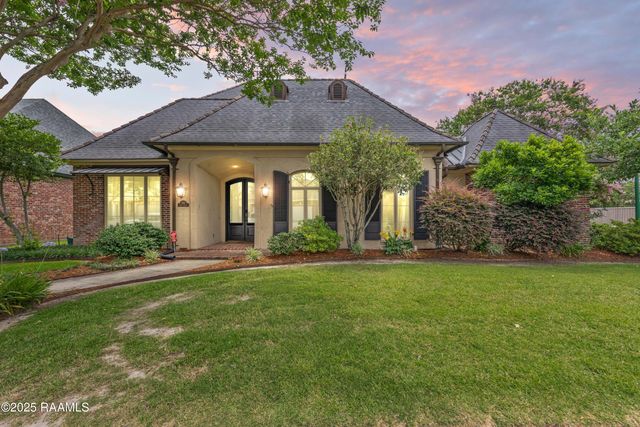 100 Emily Circle, Lafayette, LA 70508