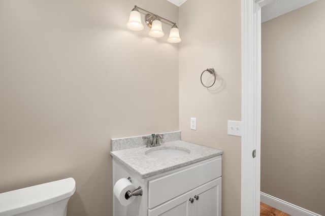 1367 Deer Ridge Lane, Ontario, OH 44906