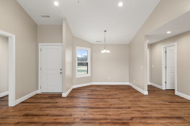 1367 Deer Ridge Lane, Ontario, OH 44906