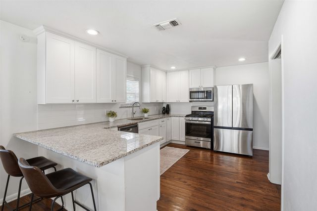 5501 Durham Avenue, Fort Worth, TX 76114