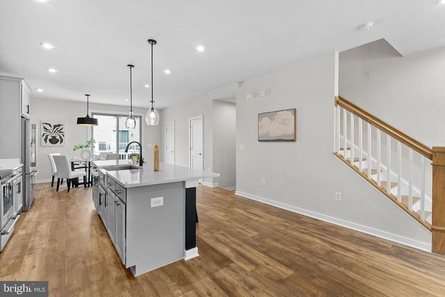 1040 CANTINA TER SE, Leesburg, VA 20175