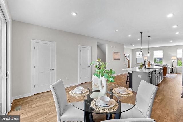 1040 CANTINA TER SE, Leesburg, VA 20175