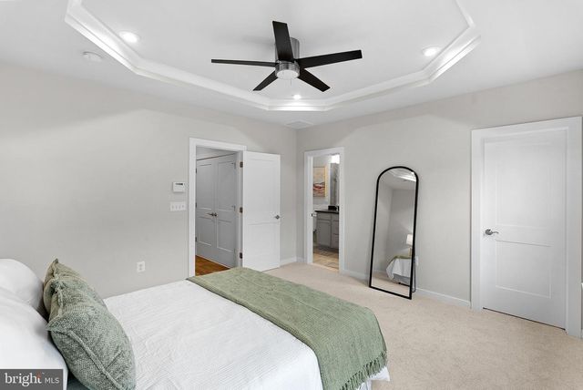 1040 CANTINA TER SE, Leesburg, VA 20175