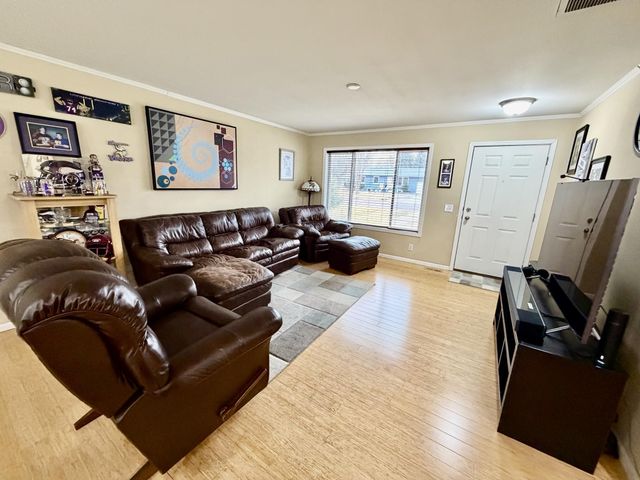 1708 Clifton Avenue, Worthington, MN 56187