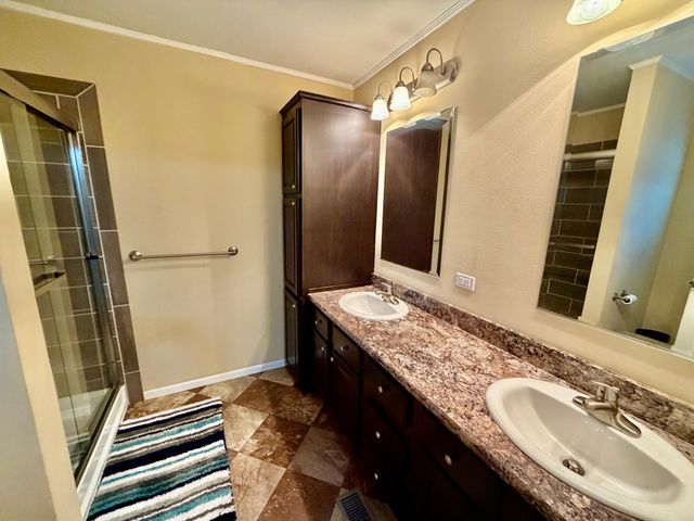 1708 Clifton Avenue, Worthington, MN 56187