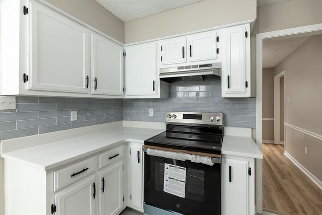 9102 VALKRIE LN, Lakeland, TN 38002