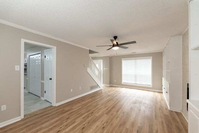 9102 VALKRIE LN, Lakeland, TN 38002