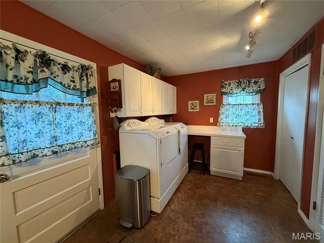 113 Judy St, Perry, MO 63462