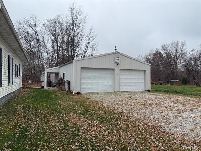113 Judy St, Perry, MO 63462
