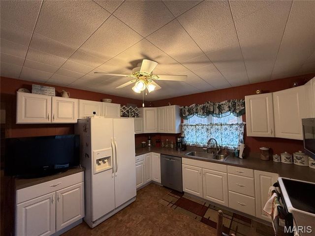 113 Judy St, Perry, MO 63462