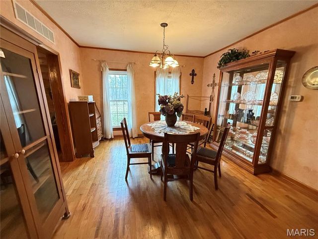 113 Judy St, Perry, MO 63462