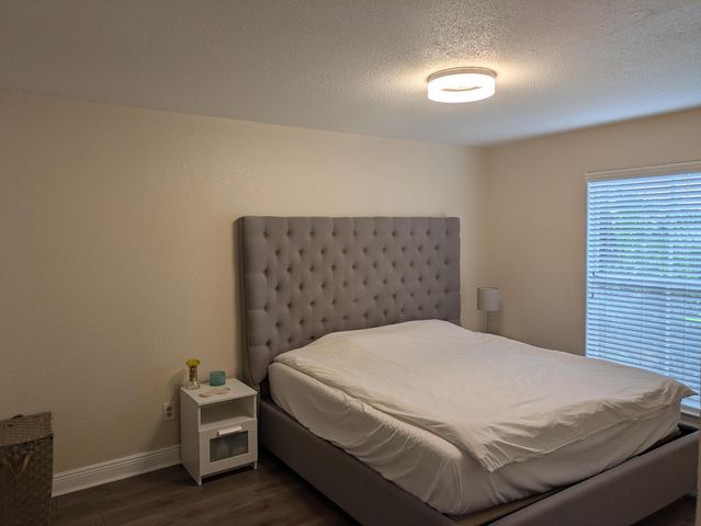 915 RIVERSIDE Drive 511, Coral Springs, FL 33071