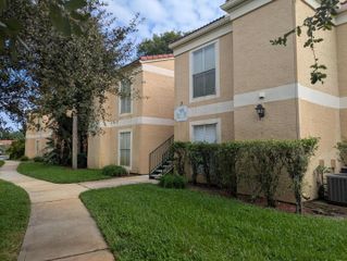 915 RIVERSIDE Drive 511, Coral Springs, FL 33071