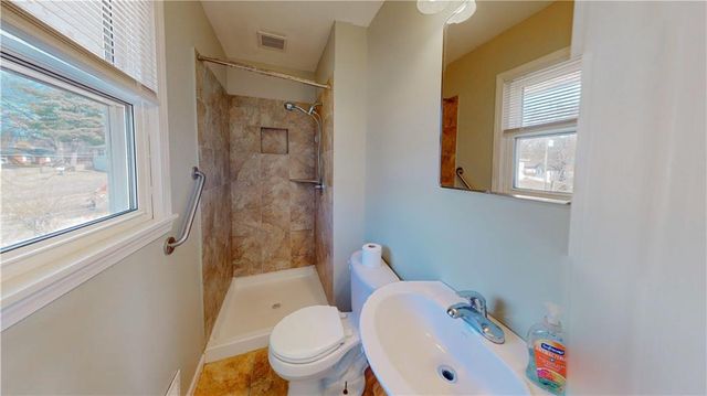 3632 N Olive Street, Kansas City, MO 64116