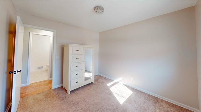 3632 N Olive Street, Kansas City, MO 64116