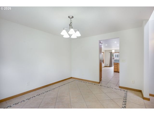 20245 Sw COMANCHE Ter, Tualatin, OR 97062
