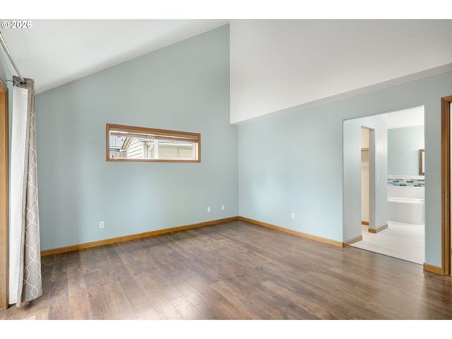 20245 Sw COMANCHE Ter, Tualatin, OR 97062