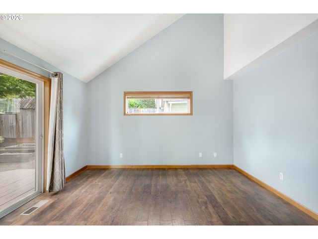 20245 Sw COMANCHE Ter, Tualatin, OR 97062