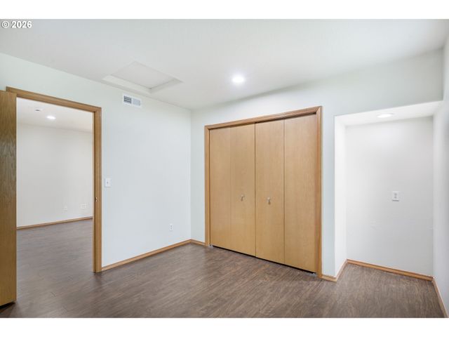 20245 Sw COMANCHE Ter, Tualatin, OR 97062