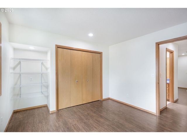 20245 Sw COMANCHE Ter, Tualatin, OR 97062