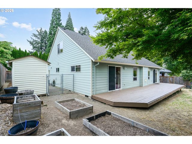 20245 Sw COMANCHE Ter, Tualatin, OR 97062