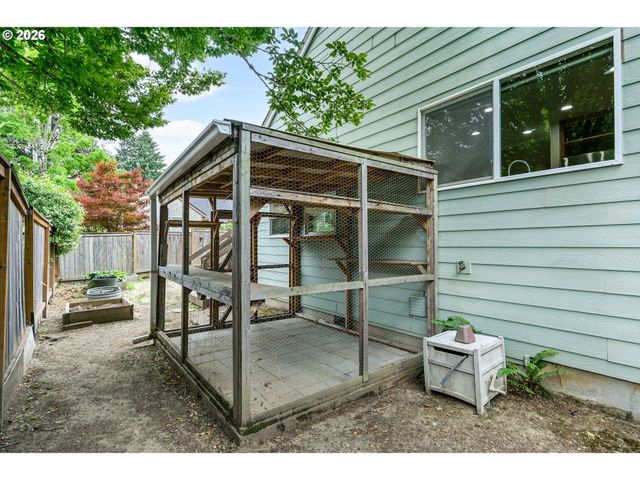 20245 Sw COMANCHE Ter, Tualatin, OR 97062
