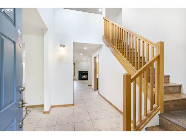 20245 Sw COMANCHE Ter, Tualatin, OR 97062
