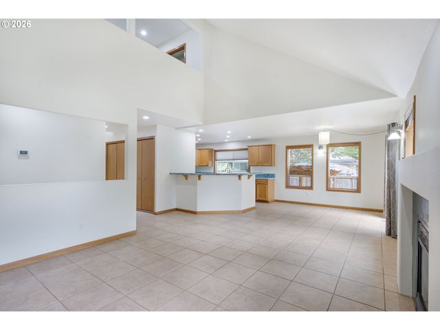 20245 Sw COMANCHE Ter, Tualatin, OR 97062