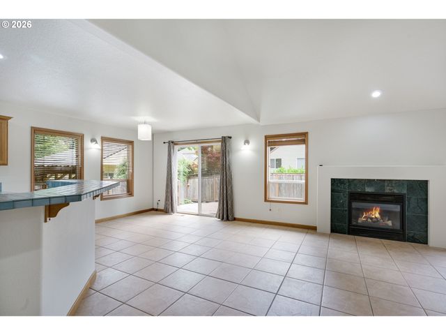 20245 Sw COMANCHE Ter, Tualatin, OR 97062