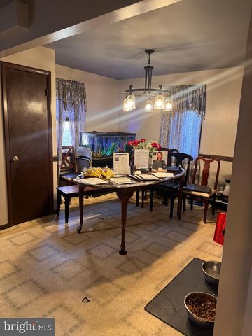 609 8TH AVE, Lindenwold, NJ 08021