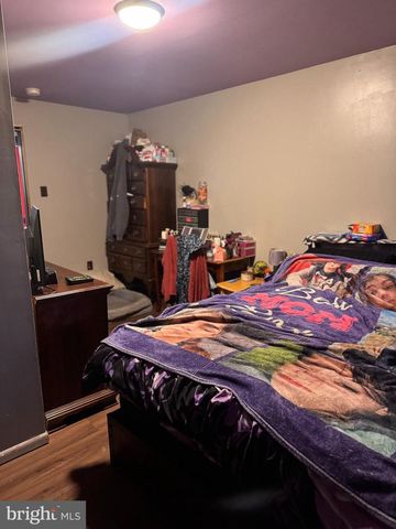 609 8TH AVE, Lindenwold, NJ 08021