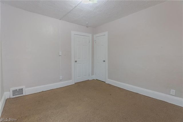 13512 Edgewood Avenue, Cleveland, OH 44105