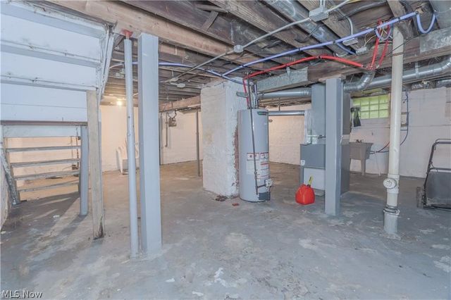 13512 Edgewood Avenue, Cleveland, OH 44105