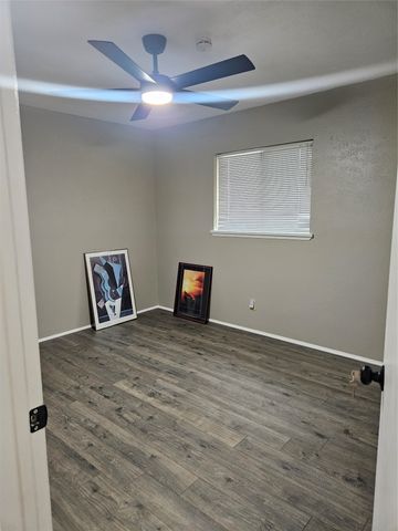 5044 Crawford Drive, The Colony, TX 75056