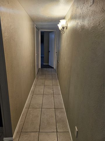 5044 Crawford Drive, The Colony, TX 75056