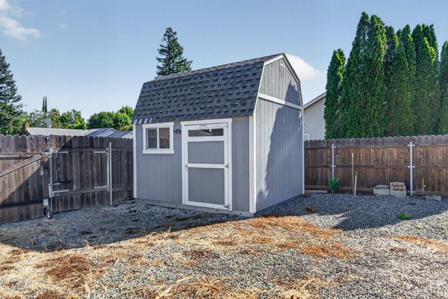 2588 Sombra Ct, Yuba City, CA 95993