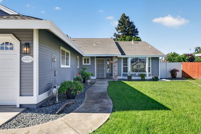 2588 Sombra Ct, Yuba City, CA 95993