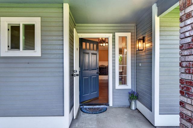 2588 Sombra Ct, Yuba City, CA 95993