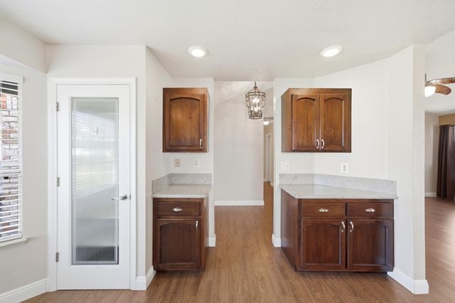 2588 Sombra Ct, Yuba City, CA 95993