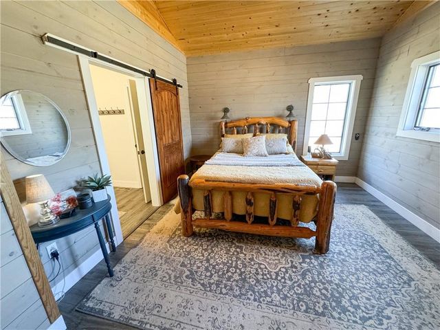 29721 S Hess Road, Harrisonville, MO 64701