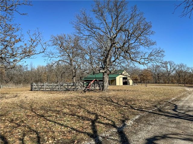 29721 S Hess Road, Harrisonville, MO 64701