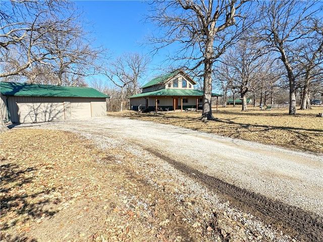 29721 S Hess Road, Harrisonville, MO 64701