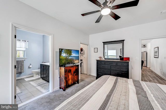 642 W OAK LN, White Haven, PA 18661