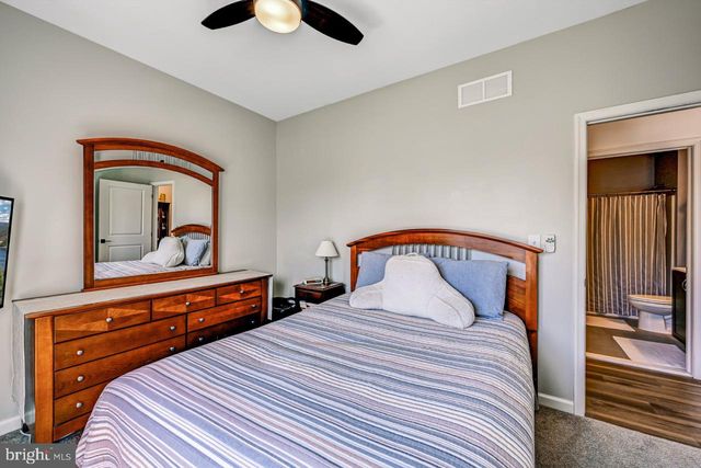 642 W OAK LN, White Haven, PA 18661