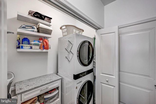 642 W OAK LN, White Haven, PA 18661