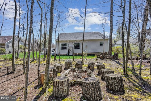 642 W OAK LN, White Haven, PA 18661