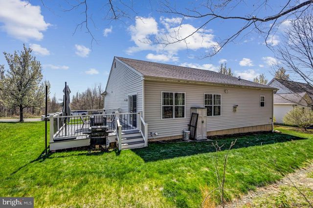 642 W OAK LN, White Haven, PA 18661