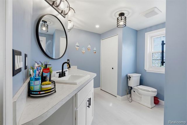 27847 Audrey Avenue, Warren, MI 48092