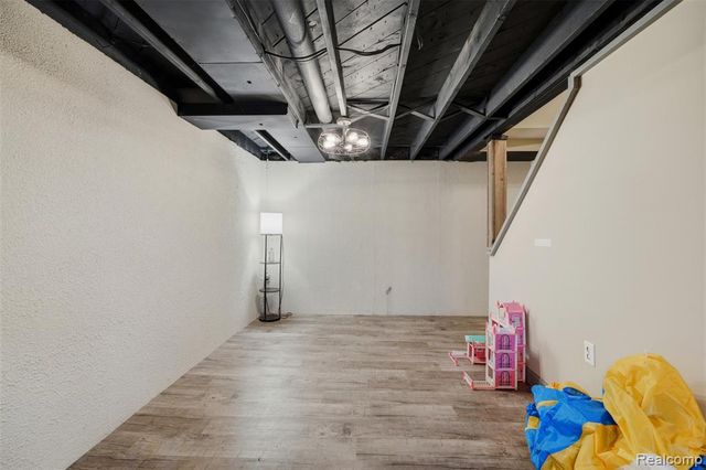 27847 Audrey Avenue, Warren, MI 48092